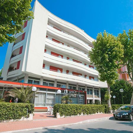 Hotel Caravelle Чезенатіко Екстер'єр фото