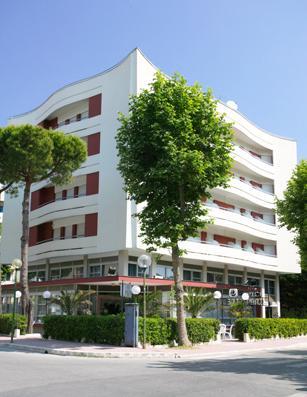 Hotel Caravelle Чезенатіко Екстер'єр фото