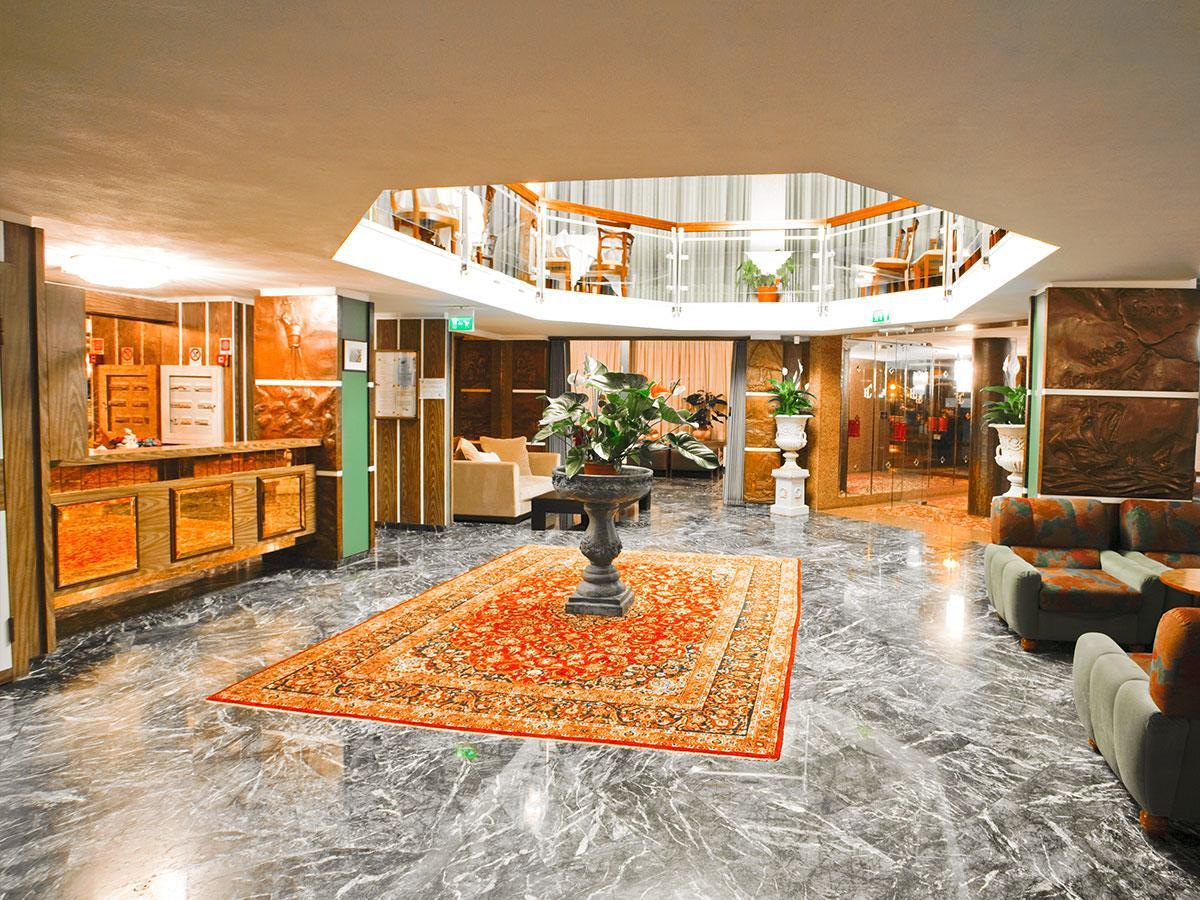 Hotel Caravelle Чезенатіко Екстер'єр фото
